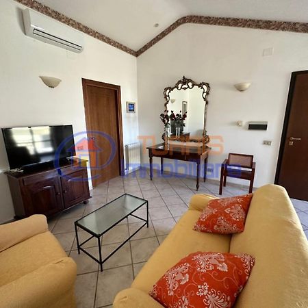 La Mansarda Di Via Galilei Daire Porto Torres Dış mekan fotoğraf